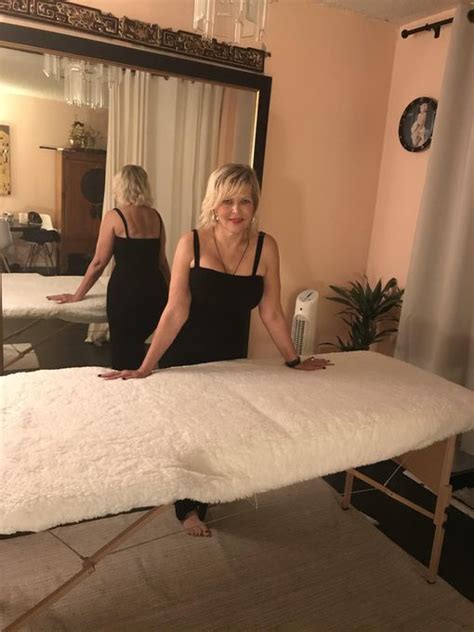 Intimate massage Prostitute Leland
